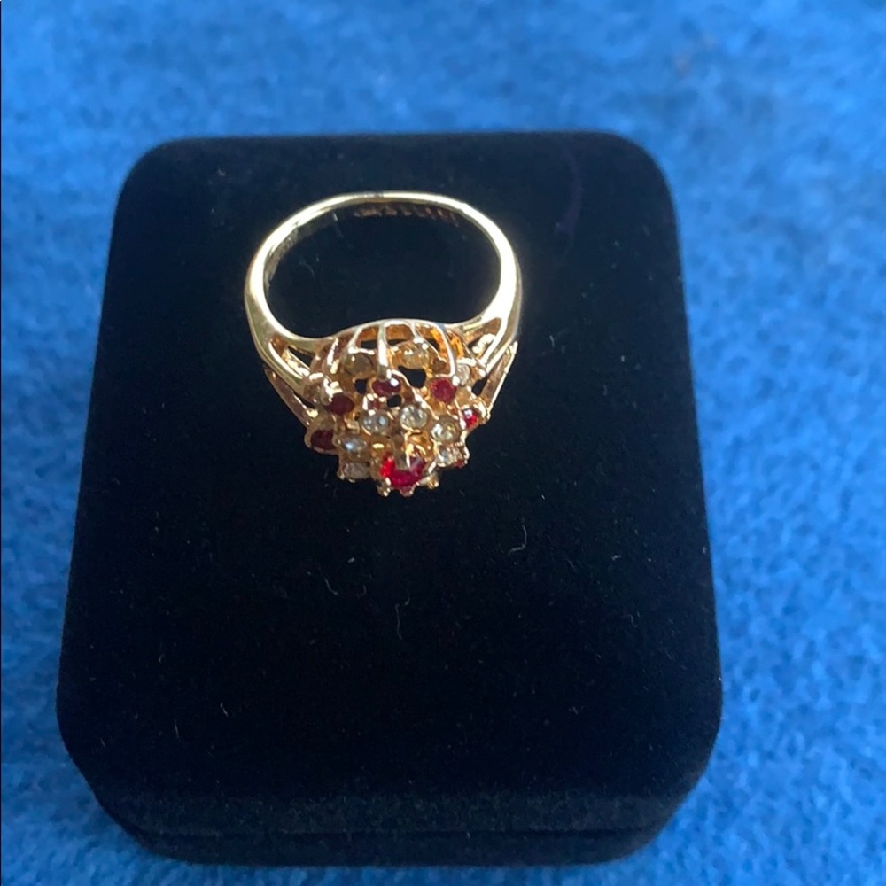 Vintage Ring - Picture 2 of 4